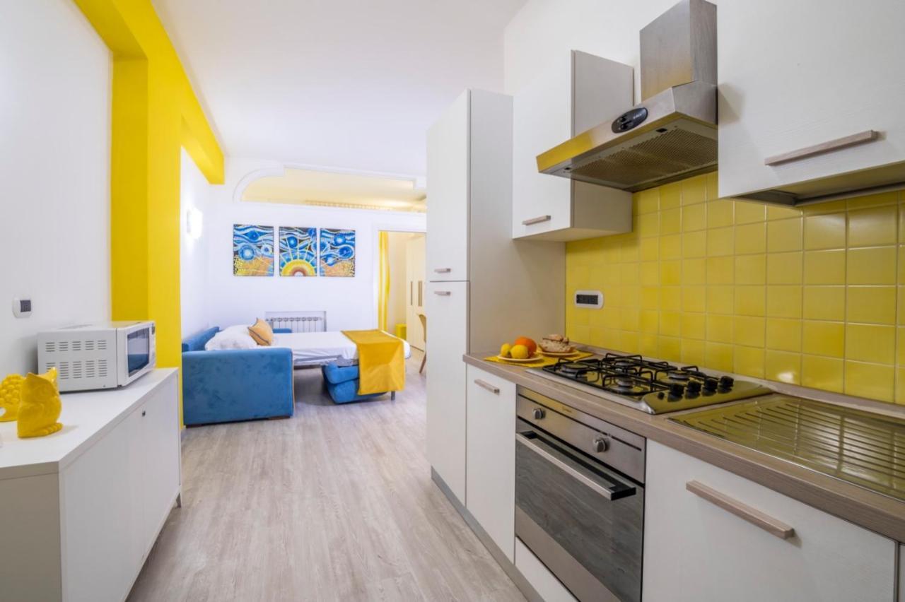 Happy Flat Free Parking Apartment Sorrento Bagian luar foto